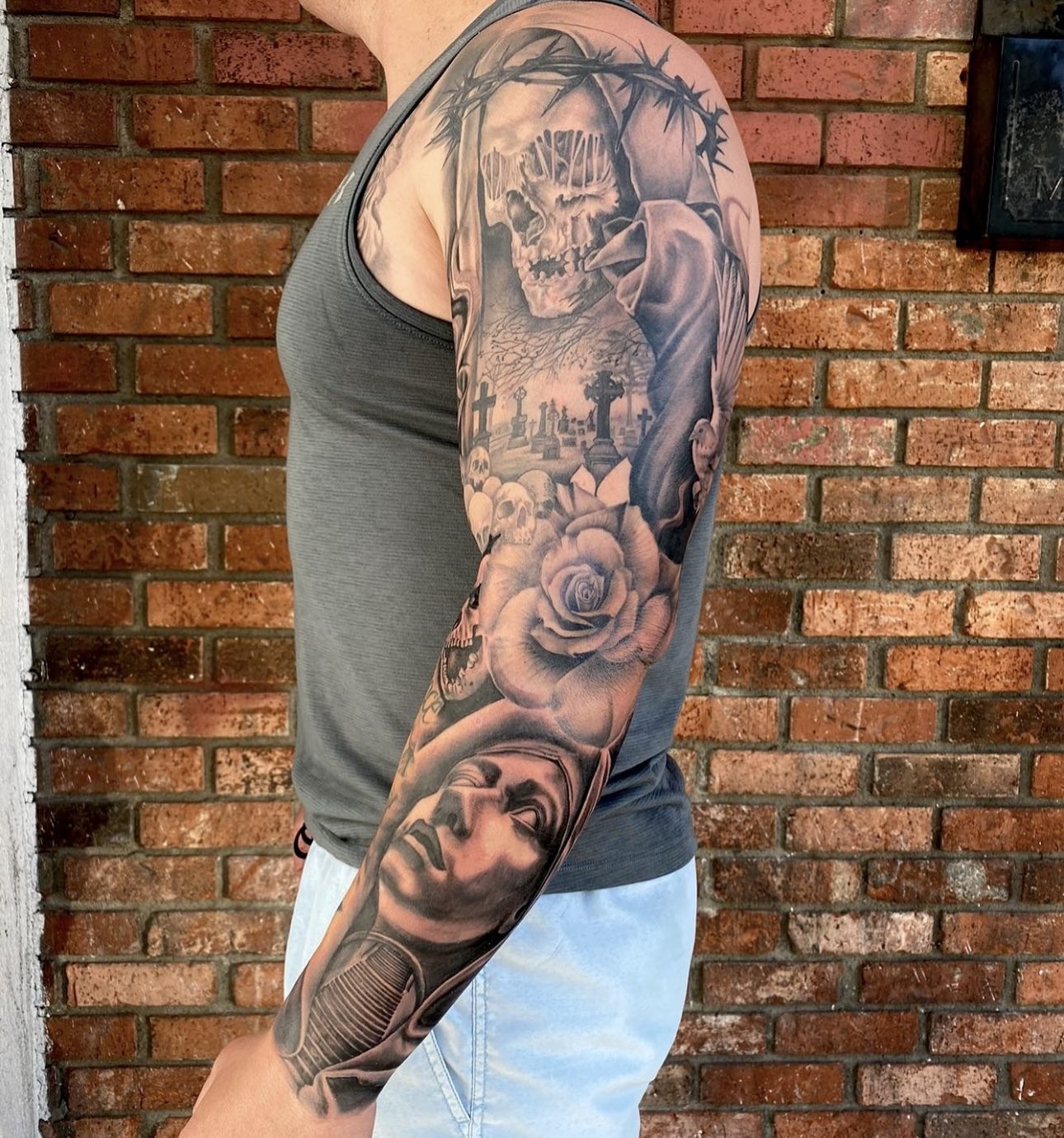 Full sleeve — black & grey realism